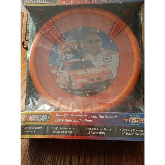 Vintage Nascar #20 Tony Stewert Home Depot Rookie of the Year Racing Sound Clock - Picture 3 of 4